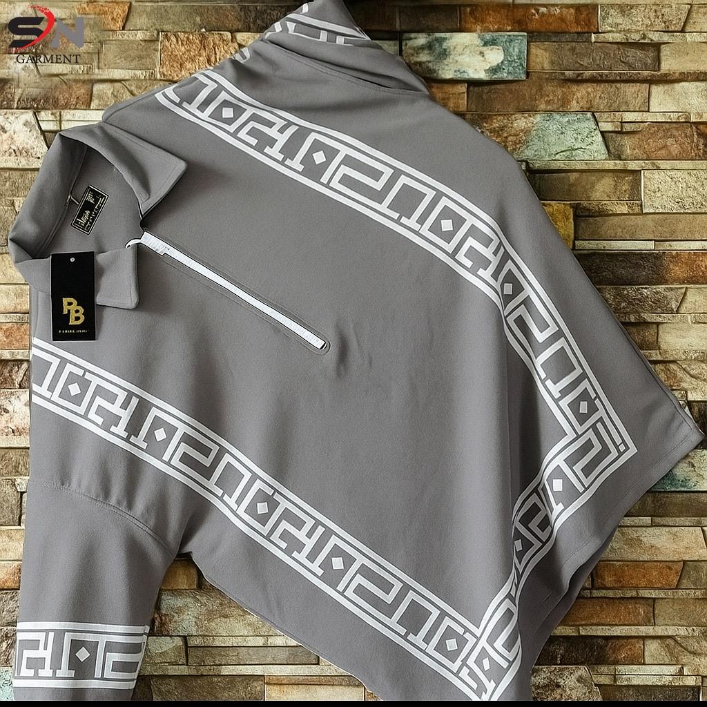 Half Zip printed T-Shirt